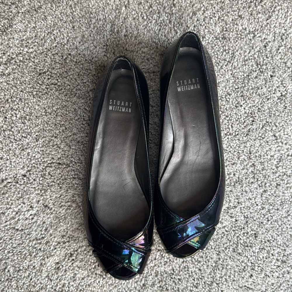 NWOT chrome black Stuart Weitzman flats